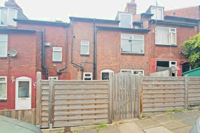 3 Bedroom Terraced House To Rent In Norman View, Kirkstall, Leeds, LS5