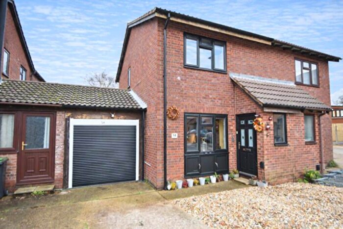 2 Bedroom Semi Detached House For Sale In Primrose Close, Bridgemary, PO13