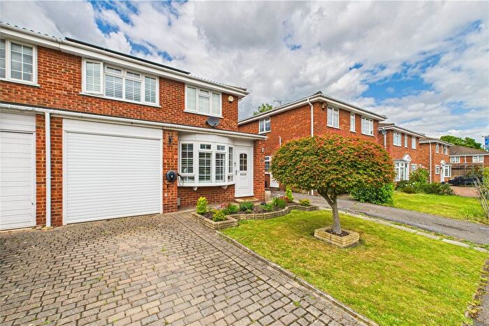 3 Bedroom End Of Terrace House For Sale In St. Marys Road, Sindlesham, Wokingham, Berkshire, RG41