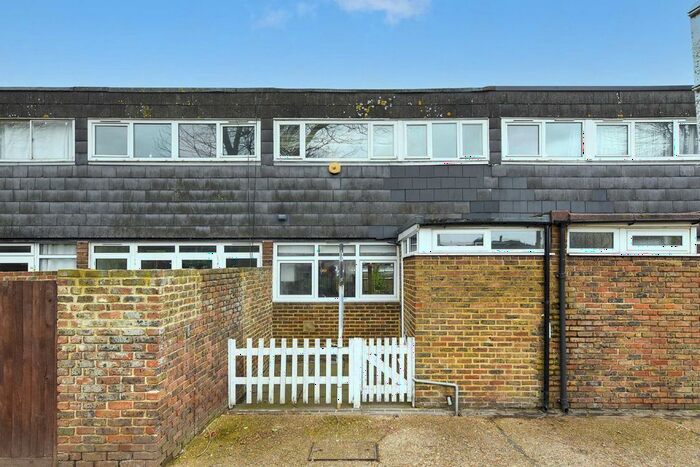 3 Bedroom Property To Rent In Blenheim Gardens, London, SW2