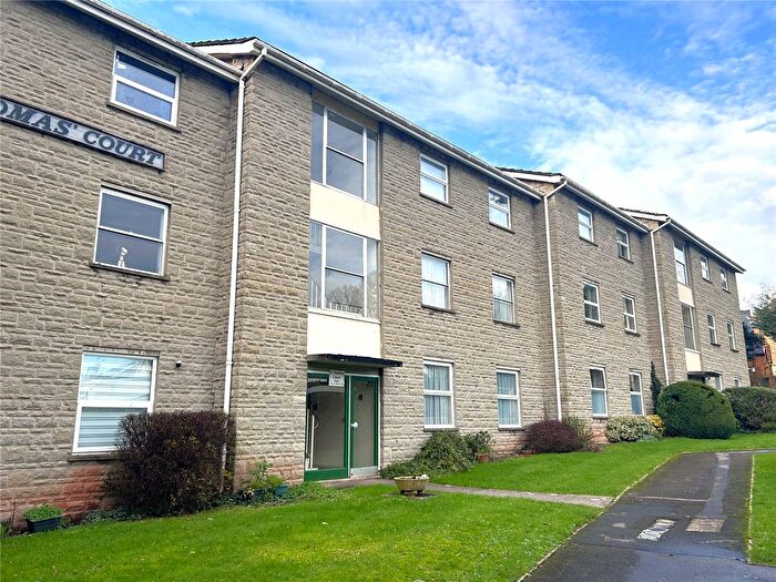 2 Bedroom Flat For Sale In St. Thomas's Court, Wells, Somerset, BA5