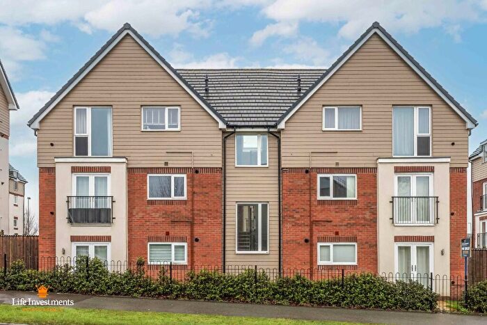 1 Bedroom Apartment For Sale In Anton Close, Rugby, Warwickshire, CV21