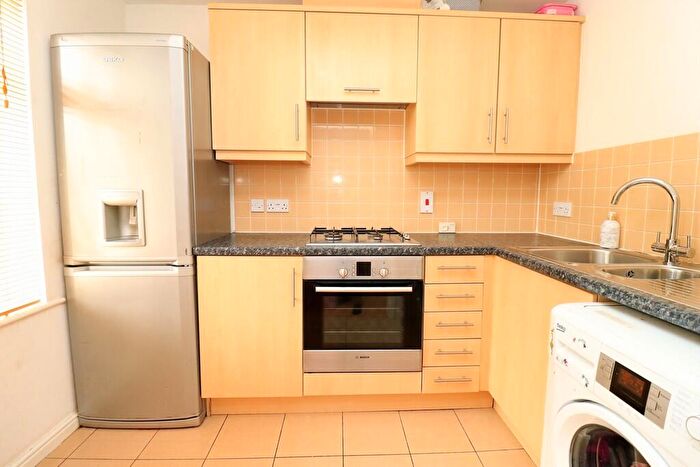 2 Bedroom End Of Terrace House To Rent In Hedge End, Southampton, SO30