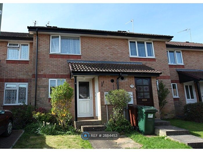 2 Bedroom Terraced House To Rent In Frensham Close, Banbury, OX16