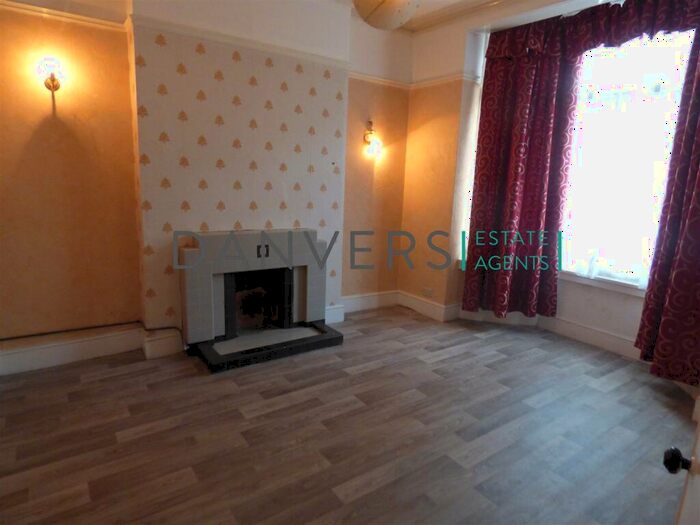 3 Bedroom End Of Terrace House To Rent In Equity Road, Leicester, LE3