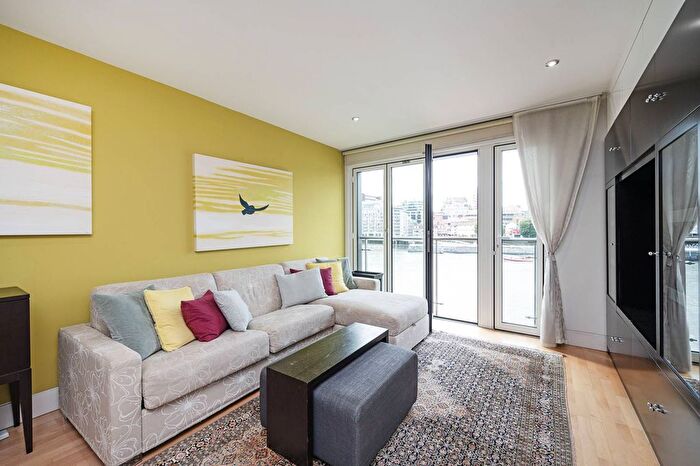 2 Bedroom Flat To Rent In High Timber Street, City, London, EC4V