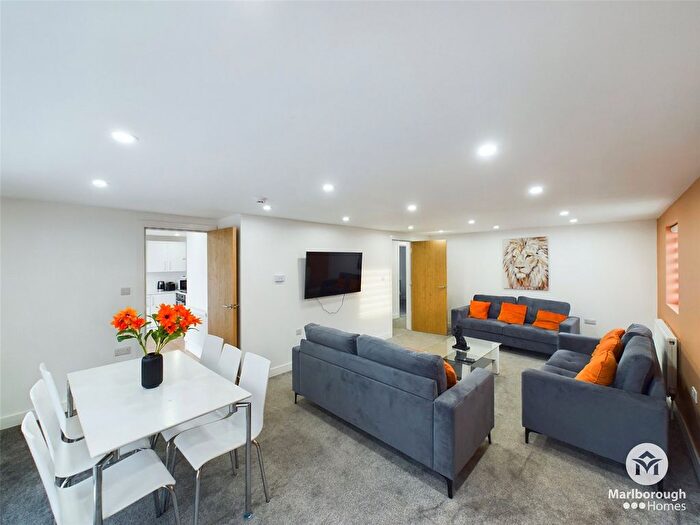 2 Bedroom Flat To Rent In Barking Road, London, E13