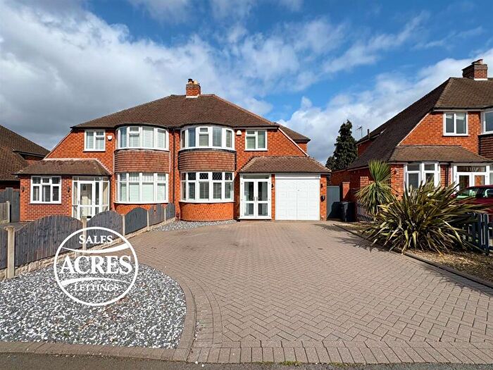 4 Bedroom Semi Detached House For Sale In Halton Road, Sutton Coldfield, B73