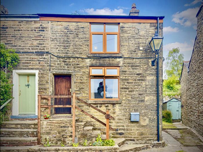 2 Bedroom End Of Terrace House To Rent In Mount Pleasant, Turton, Bolton, BL7