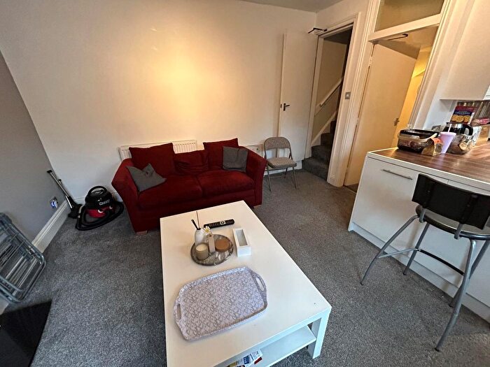 3 Bedroom Semi Detached House To Rent In Granby Terrace, Leeds, LS6