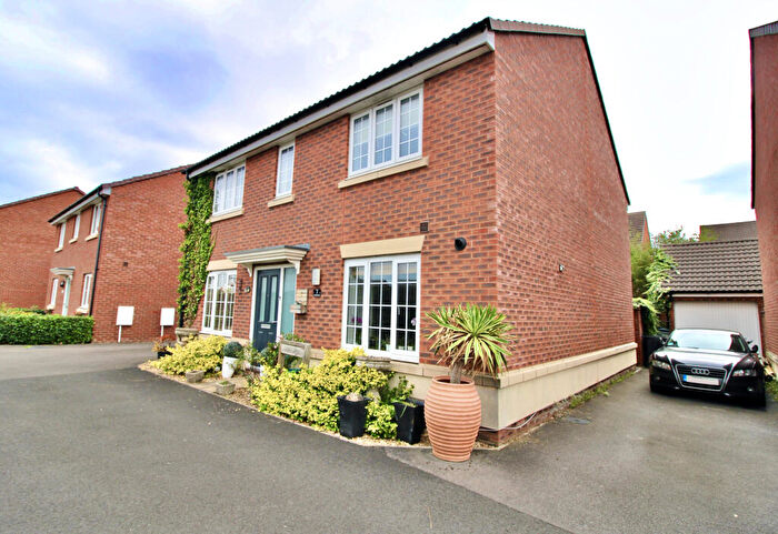4 Bedroom Detached House For Sale In The Bramblings, Melksham, Wiltshire, SN12