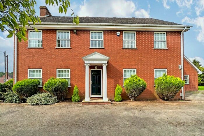 3 Bedroom Detached House To Rent In Wood End Farm, Fillongley Road, CV7