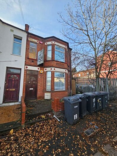 1 Bedroom Flat To Rent In A Hazelbury Crescent, Luton, LU1