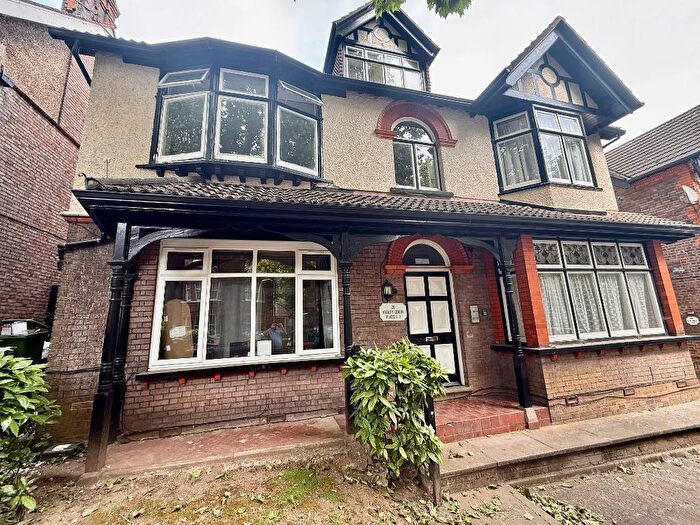 Studio For Sale In Studley Road, New Bedford Road Area, Luton, Bedfordshire, LU3