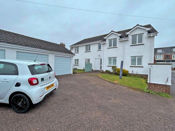 2 Bedroom Flat To Rent In Church Street, Sidford, Sidmouth, EX10