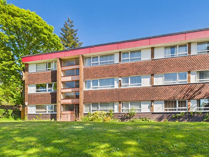 2 Bedroom Flat For Sale In Elm Close, Mapperley Park, Nottingham, NG3