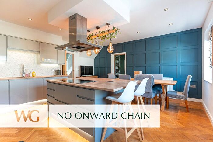 3 Bedroom Flat For Sale In Thorverton, Exeter, EX5