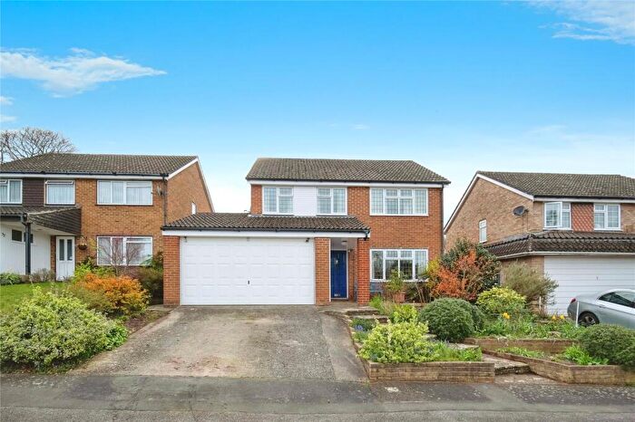 4 Bedroom Detached House For Sale In Chichester Close, Witley, Godalming, Surrey, GU8