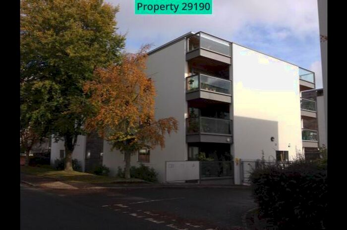 2 Bedroom Ground Flat To Rent In Century Court, Montpellier Grove, Cheltenham, GL50