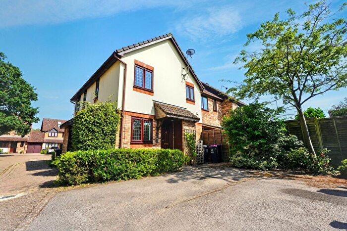 1 Bedroom Terraced House For Sale In Squires Close, Bishop's Stortford, CM23
