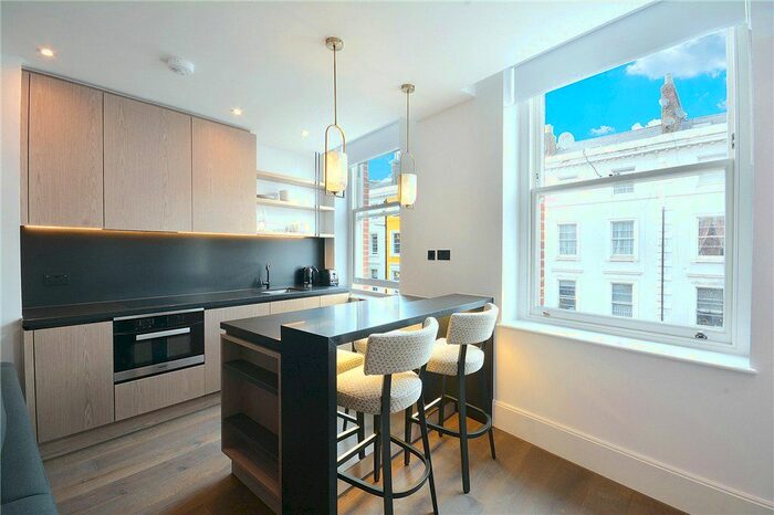 Studio To Rent In Cresswell Gardens, London, SW5