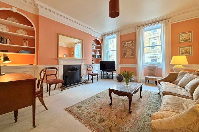 3 Bedroom Maisonette For Sale In New King Street, Bath, BA1