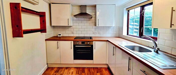 2 Bedroom Cottage To Rent In Apthorpe Street, Cambridge, CB21