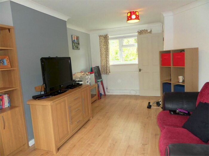 3 Bedroom Semi-Detached House To Rent In Madocke Road, Sedbury, NP16