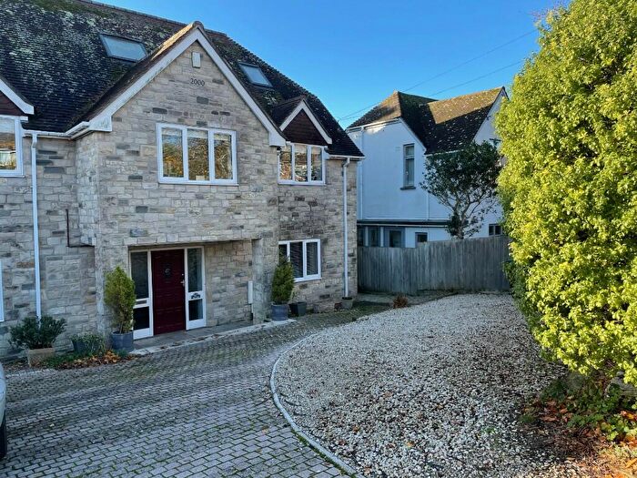 2 Bedroom Flat To Rent In Rabling Road, Swanage, Dorset, BH19