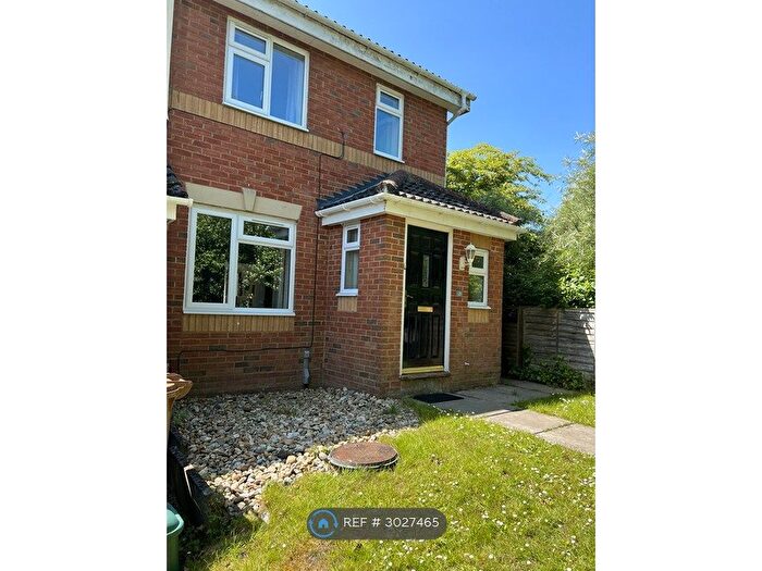 3 Bedroom End Terrace House To Rent In Tolefrey Gardens, Eastleigh, SO53