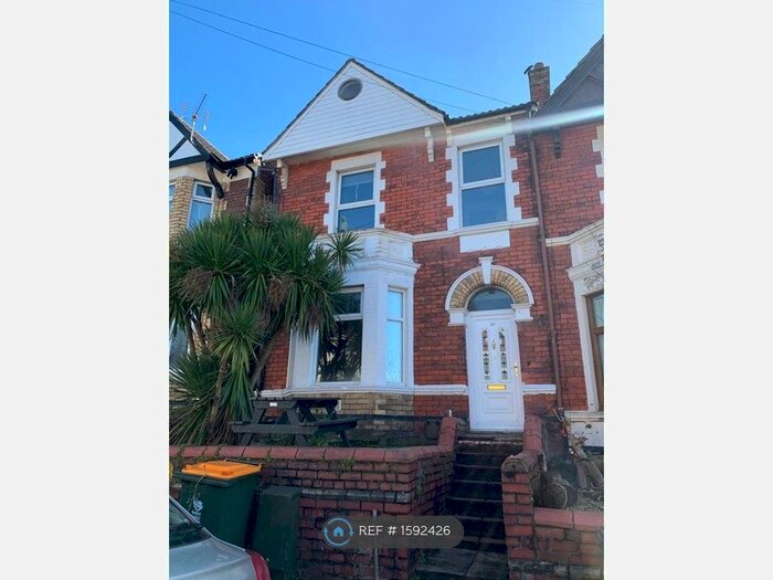 4 Bedroom End Of Terrace House To Rent In Coldra Road, Newport, NP20