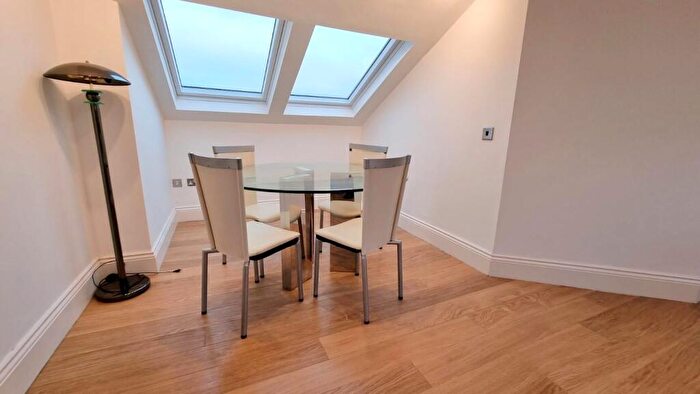2 Bedroom Apartment To Rent In Park Heights, The Ropewalk, Nottingham, NG1