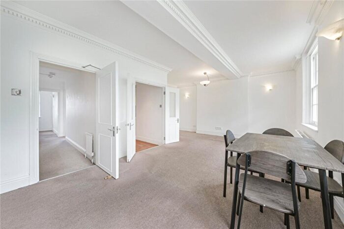 2 Bedroom Apartment To Rent In Albert Terrace, Primrose Hill, London, United Kingdom, NW1