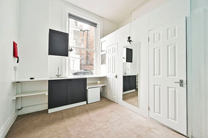 Studio To Rent In Castletown Road, Barons Court, London, W14