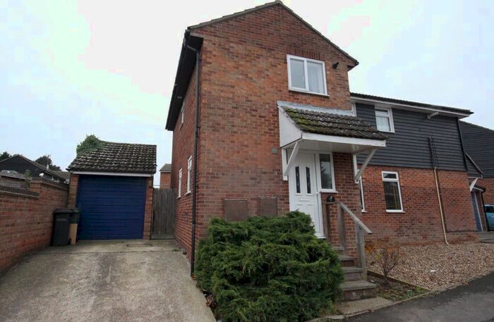 2 Bedroom Property To Rent In Parklands, Braintree CM7