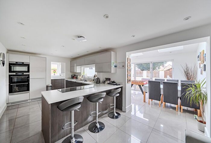 4 Bedroom Detached House For Sale In Sheppards Walk, Chilcompton, Radstock, Somerset, BA3