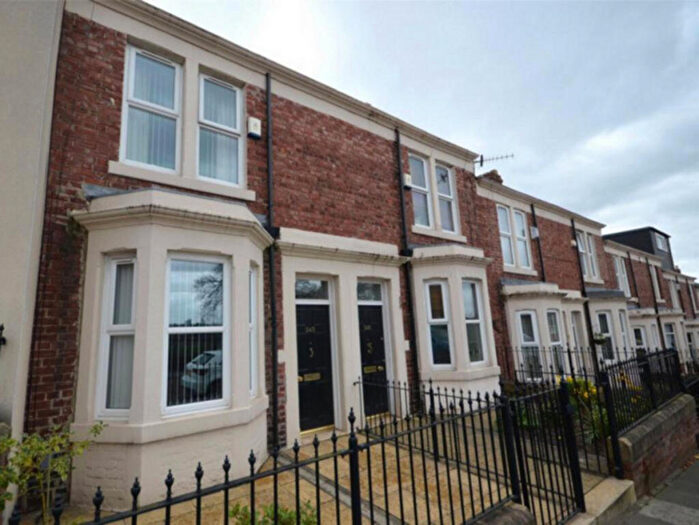 3 Bedroom Terraced House For Sale In Whitehall Road, Gateshead, NE8