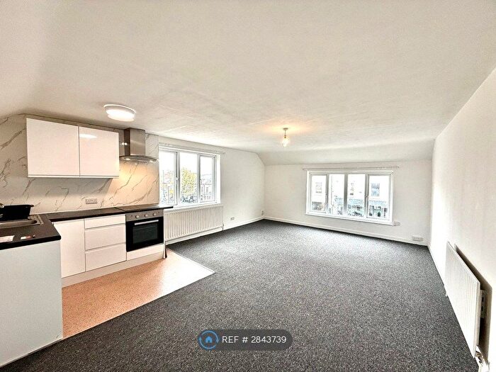 2 Bedroom Flat To Rent In Westgate, Grantham, NG31