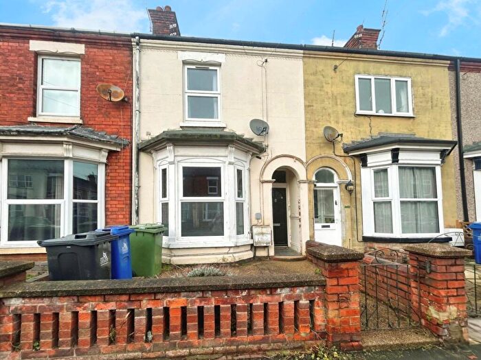 3 Bedroom Terraced House To Rent In Algernon Street, Grimsby, Lincolnshire, DN32