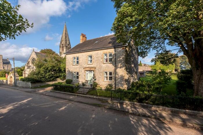 7 Bedroom Detached House For Sale In Appleton-Le-Moors, York, YO62