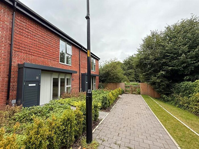 3 Bedroom Detached House To Rent In Glisk, Ellesmere Port, CH65