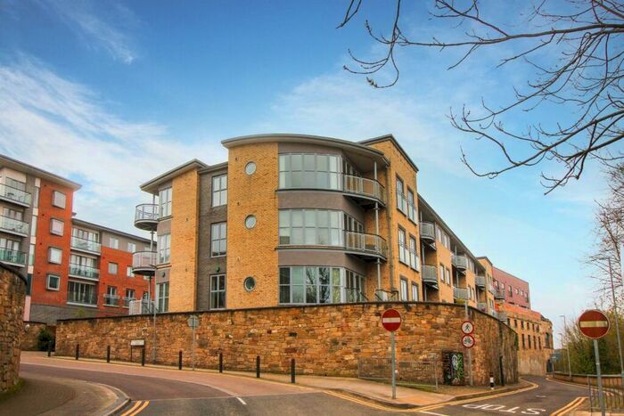 1 Bedroom Apartment To Rent In Worsdell Drive, Gateshead, NE8