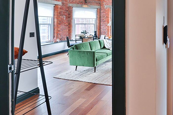2 Bedroom Flat To Rent In The James, Manchester, M4
