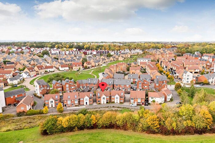 3 Bedroom Detached House For Sale In Lowery Crescent, Oxley Park, MK4
