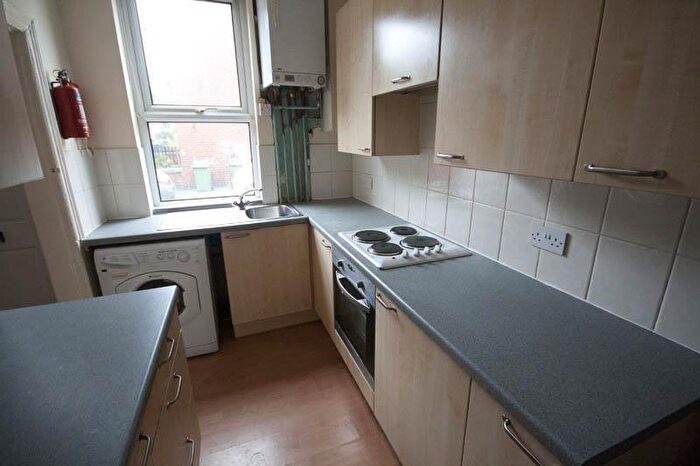2 Bedroom Terraced House To Rent In Pearson Avenue, Hyde Park, Leeds, LS6