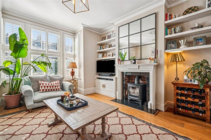 4 Bedroom Terraced House For Sale In Burntwood Lane, SW17