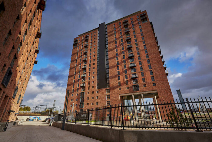 2 Bedroom Flat To Rent In Wilburn Basin, Ordsall Lane, Salford, M5
