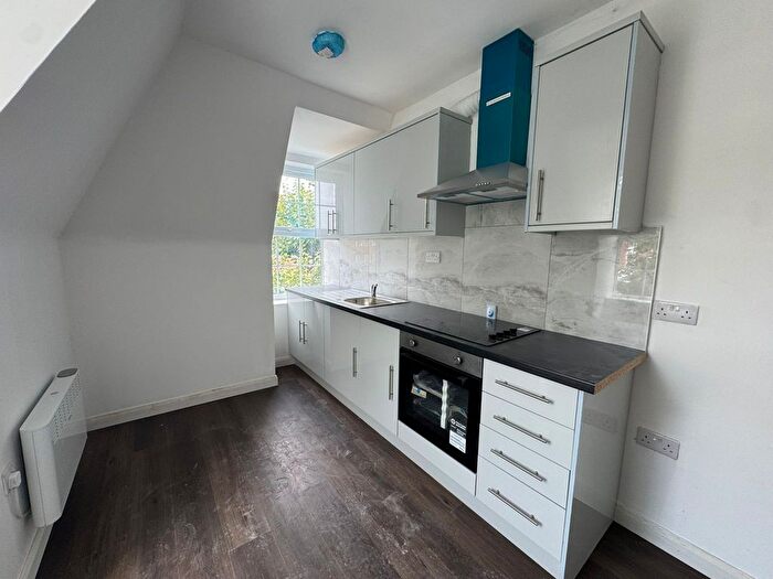 2 Bedroom Flat To Rent In High Street, HA4