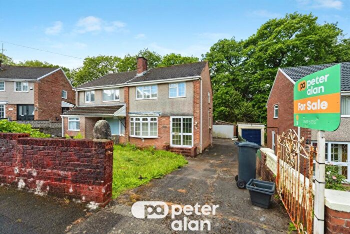 3 Bedroom Semi-Detached House For Sale In Trevallen Avenue, Neath, SA11