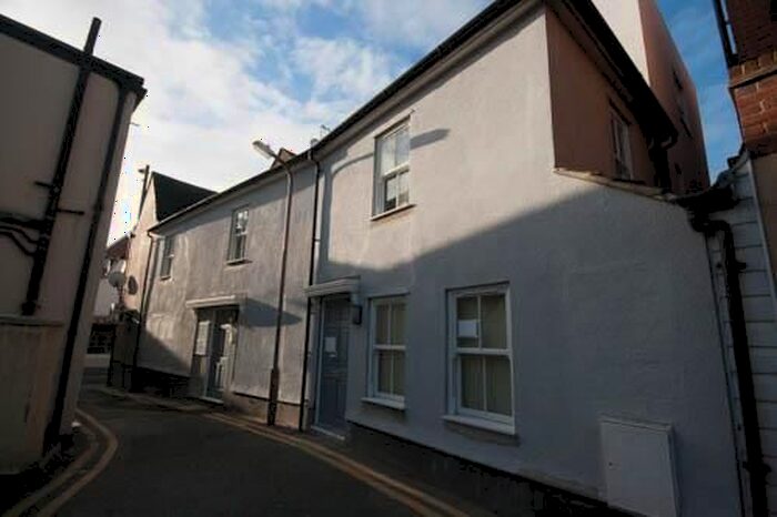 1 Bedroom Flat To Rent In Western Gardens, Brentwood, CM14